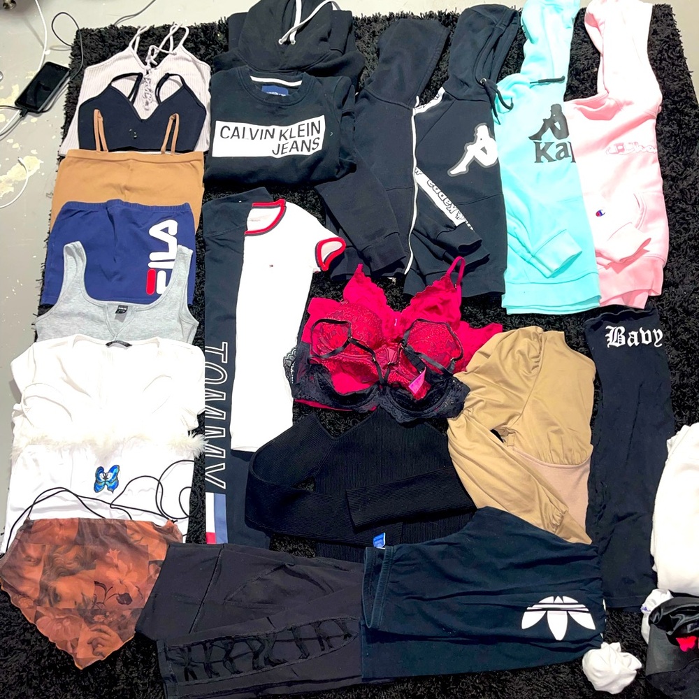 ❌SOLD❌ Women’s Clothes